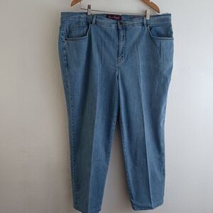 Gloria Vanderbilt blue amanda style jeans size 22W